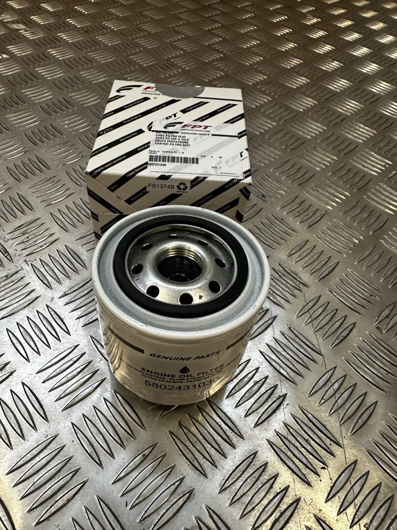 5802431030 Oil filter