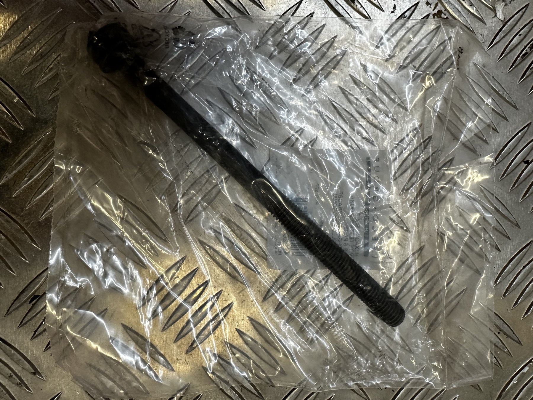 4892860 HEXAGOB BOLT