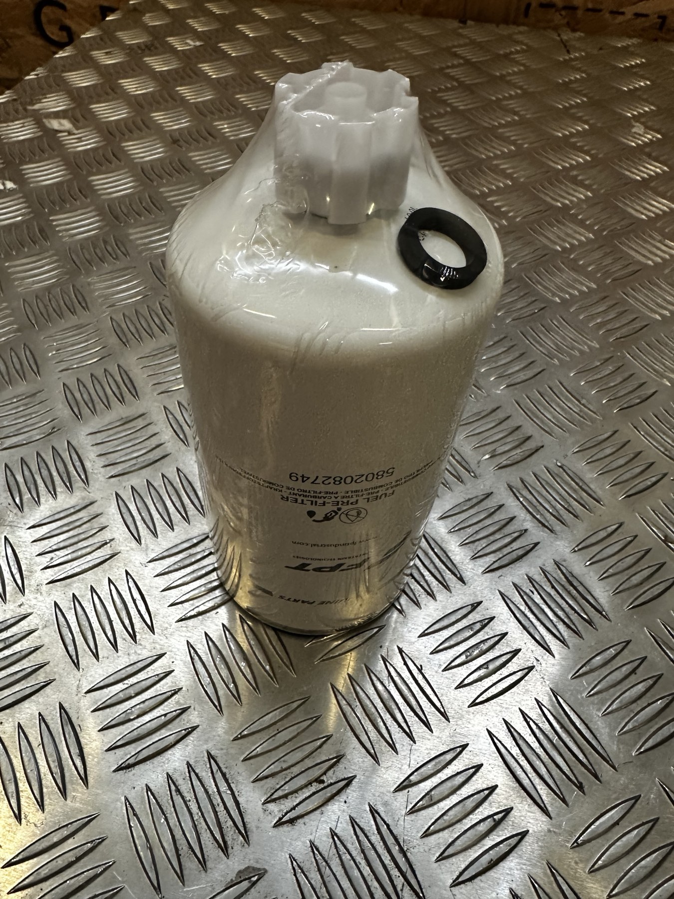 5802082749 Fuel Filter FPT