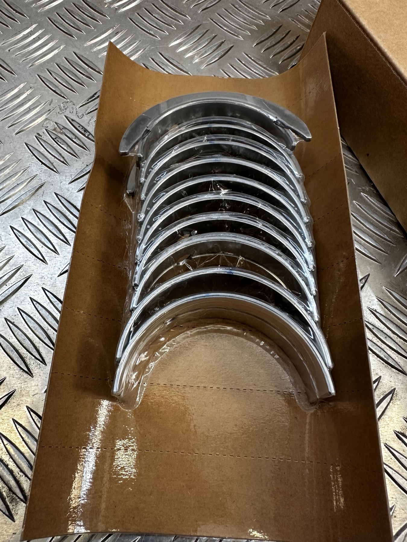 500054637 Crankshaft Bearing Shell Set