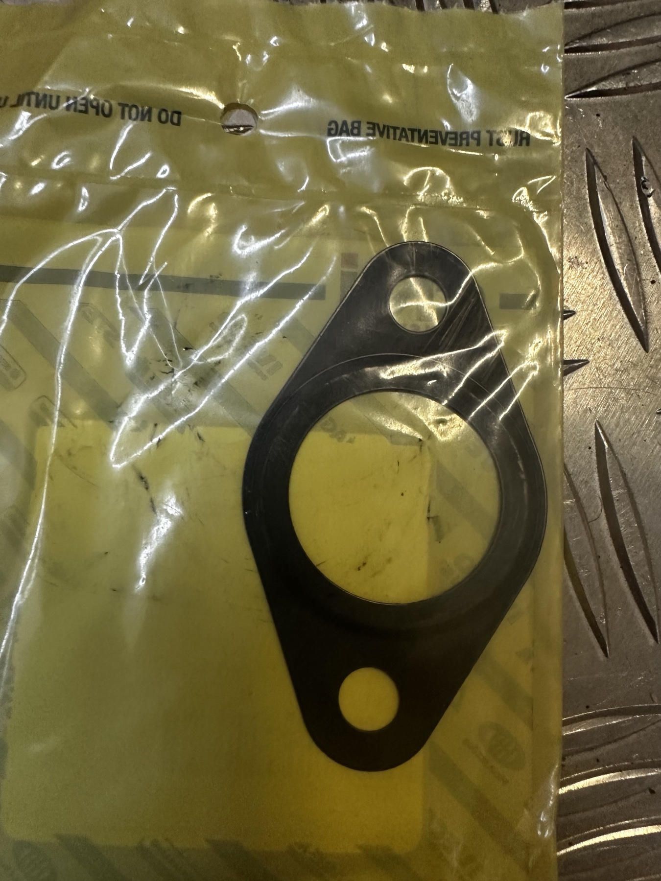 5802102098 GASKET