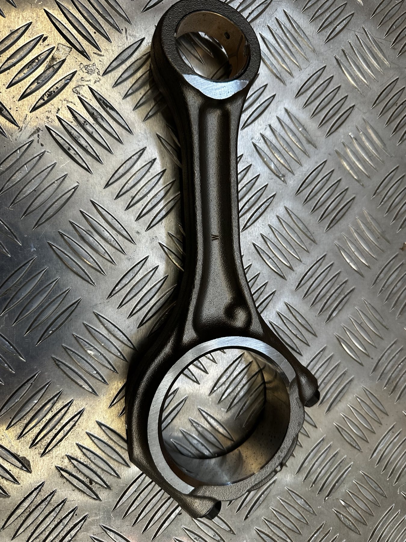 2831298 Connecting Rod Assy FPT