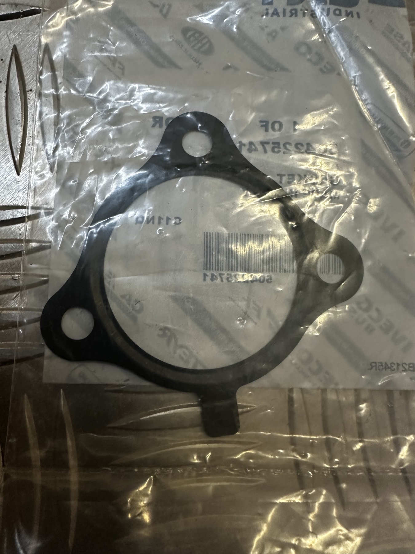 504225741 FLAT ENGINE GASKET